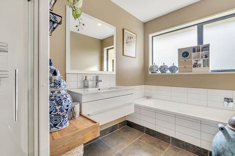 Photo of property in 10 Ethereal Crescent, Mount Pisa, Cromwell, 9383