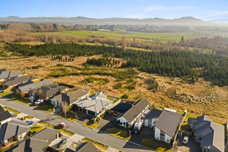 Photo of property in 33 Te Hurunui Drive, Pegasus, 7612