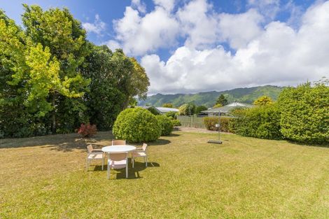 Photo of property in 77 Belvedere Avenue, Waikanae, 5036