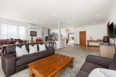 Photo of property in 34 The Esplanade, Westshore, Napier, 4110