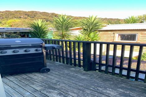 Photo of property in 35 Tahuna Road, Paihia, 0200