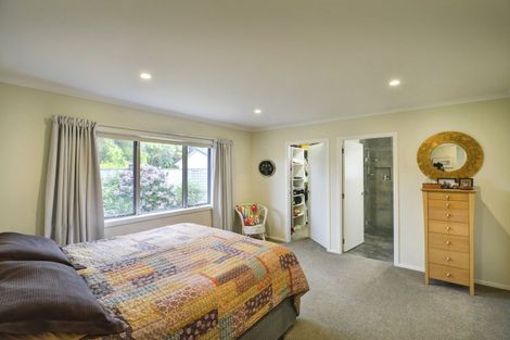 Photo of property in 64 Feist Street, Carterton, 5713