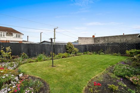 Photo of property in 132 Melbourne Street, South Dunedin, Dunedin, 9012