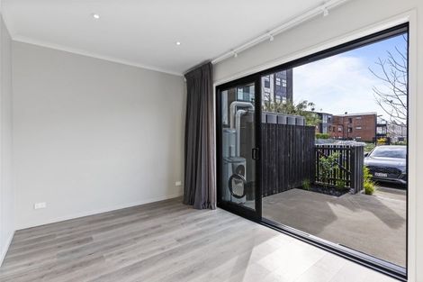 Photo of property in 3/4 Onekiritea Road, Hobsonville, Auckland, 0616