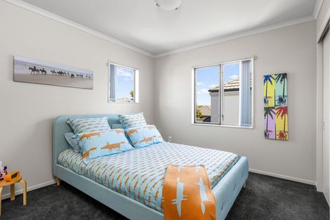 Photo of property in 34 Terracotta Drive, Blockhouse Bay, Auckland, 0600