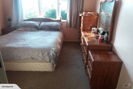 Photo of property in 79 Awaroa Road, Sunnyvale, Auckland, 0612