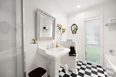 Photo of property in 71b Braid Road, St Andrews, Hamilton, 3200