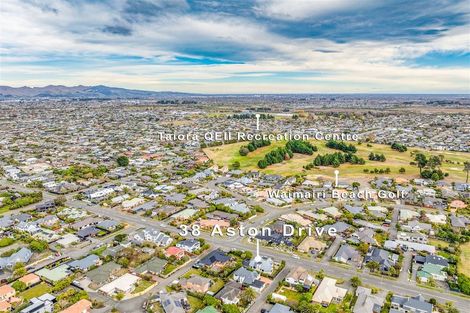 Photo of property in 38 Aston Drive, Waimairi Beach, Christchurch, 8083