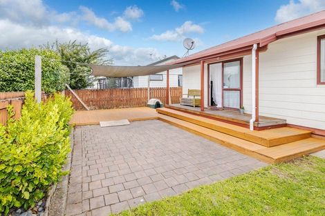 Photo of property in 27h Breckons Avenue, Nawton, Hamilton, 3200