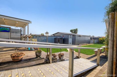 Photo of property in 6 Grenville Street, Levin, 5510