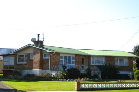 Photo of property in 112 Clawton Street, Westown, New Plymouth, 4310