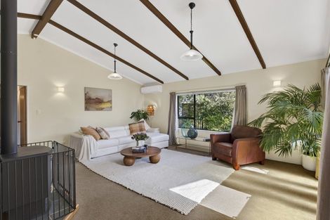 Photo of property in 35 Old South Road, Okato, 4335