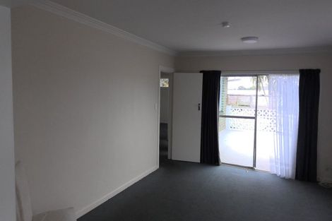 Photo of property in 53 Great South Road, Papakura, 2110