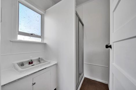 Photo of property in 12 Clive Street, Hawera, 4610