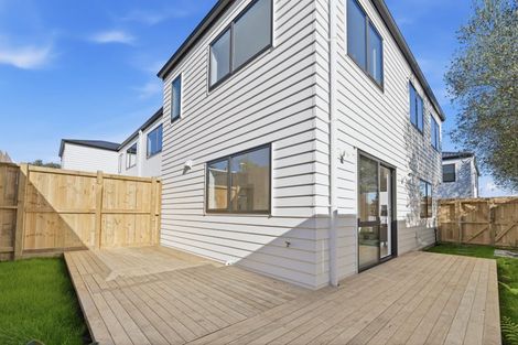 Photo of property in 3 Gill Avenue, Te Atatu Peninsula, Auckland, 0610