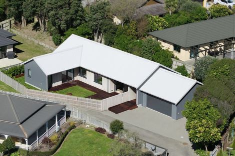 Photo of property in 23 Datum Way, Paraparaumu, 5032