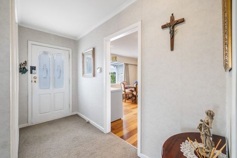 Photo of property in 230 Avonhead Road, Avonhead, Christchurch, 8042