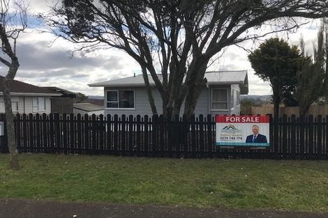 Photo of property in 7 Devonshire Road, Unsworth Heights, Auckland, 0632