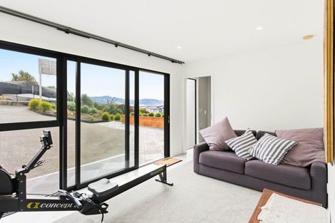 Photo of property in 5 Highgrove, Saint Clair, Dunedin, 9012