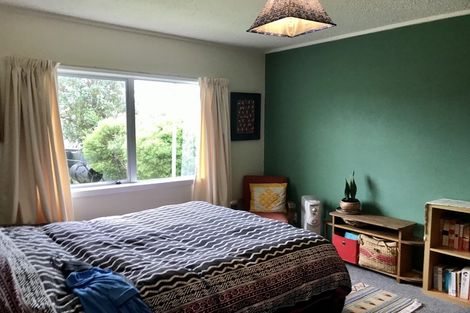 Photo of property in 21a Carluke Street, Paparangi, Wellington, 6037