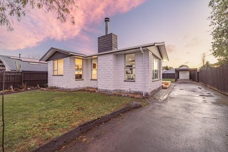 Photo of property in 3 Banks Place, Rangiora, 7400