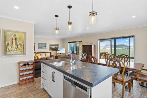 Photo of property in 24 South Road, Waipu, 0510