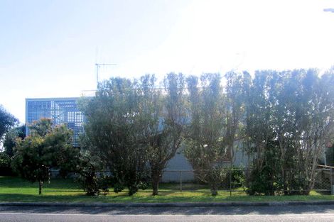 Photo of property in 165 Seaforth Road, Waihi Beach, 3611