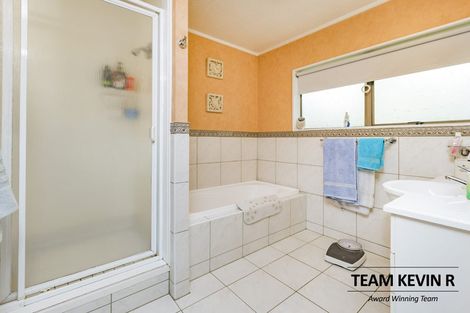 Photo of property in 15 The Lea, Pahurehure, Papakura, 2113