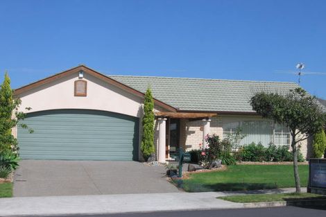 Photo of property in 26 Hillwell Drive, Henderson, Auckland, 0612