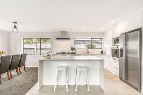 Photo of property in 1/12a Rossmore Terrace, Murrays Bay, Auckland, 0630