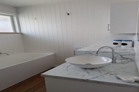 Photo of property in 53 Clawton Street, Westown, New Plymouth, 4310