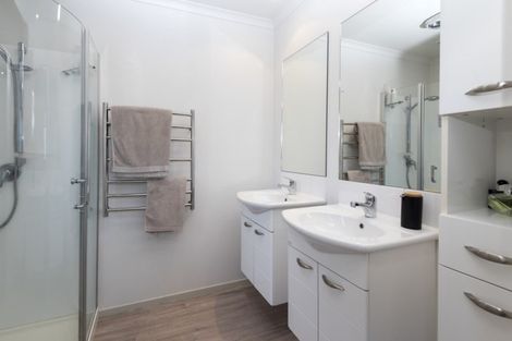 Photo of property in 170a Ridge Road, Howick, Auckland, 2014