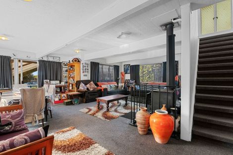 Photo of property in 2 Spencer Street, Western Heights, Rotorua, 3015