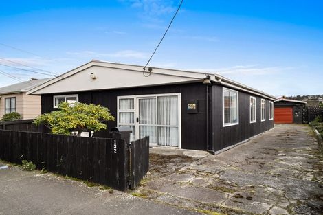 Photo of property in 132 Melbourne Street, South Dunedin, Dunedin, 9012