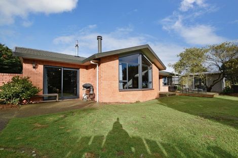 Photo of property in 98 Matua Road, Otatara, Invercargill, 9879