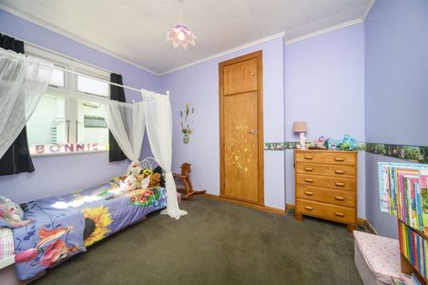 Photo of property in 15 Waldegrave Street, Palmerston North, 4410