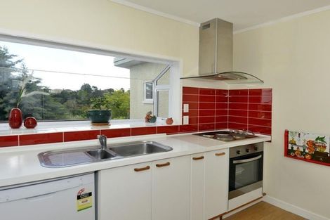 Photo of property in 1/37 Coronation Road, Hillcrest, Auckland, 0627