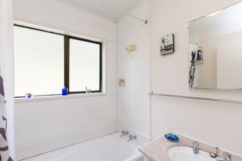 Photo of property in 63 Hazlewood Avenue, Karori, Wellington, 6012