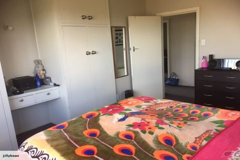 Photo of property in 33 Colwyn Street, Bryndwr, Christchurch, 8053