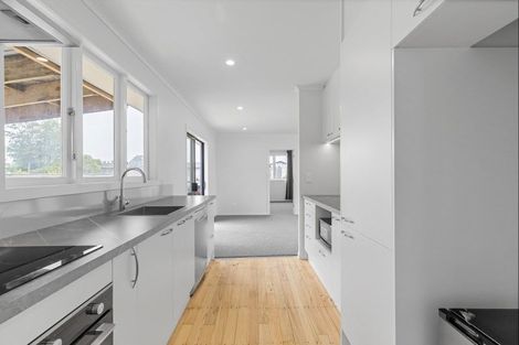 Photo of property in 2 Toi Grove, Turangi, 3334