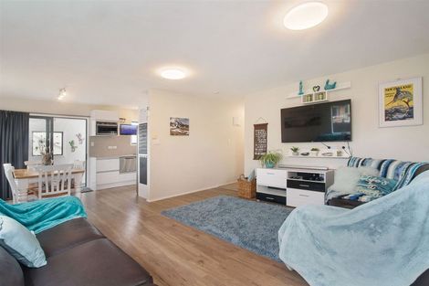 Photo of property in 3a Vela Place, Clarks Beach, 2122