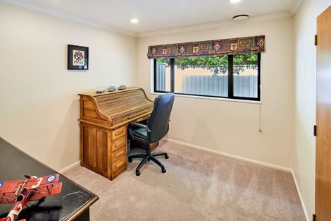 Photo of property in 7 Massey Avenue, Woburn, Lower Hutt, 5010