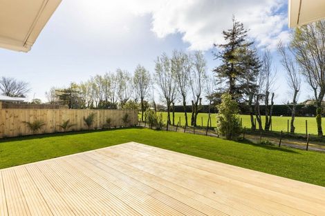 Photo of property in 5 Toutouwai Lane, Inglewood, 4330