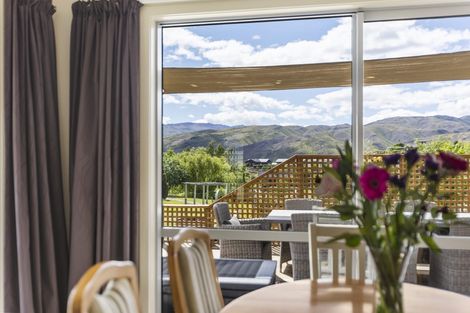 Photo of property in 2 Prospect Lane, Bannockburn, Cromwell, 9384