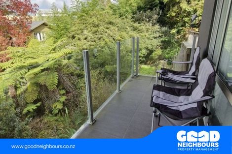 Photo of property in 2/7 Alston Avenue, Kelston, Auckland, 0602
