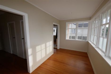 Photo of property in 86 Seddon Street, Pukekohe, 2120