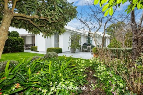 Photo of property in 5 Bateson Way, Heretaunga, Upper Hutt, 5018