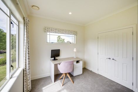 Photo of property in 82 Kent Terrace, Taradale, Napier, 4112