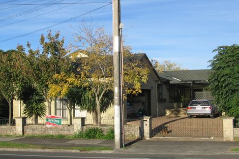 Photo of property in 321 Hobsonville Road, Hobsonville, Auckland, 0618