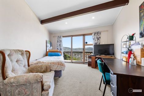 Photo of property in 11 Chestnut Grove, Maungaraki, Lower Hutt, 5010